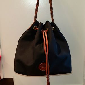 ✨ Dooney & Bourke Nylon Large Bucket Bag